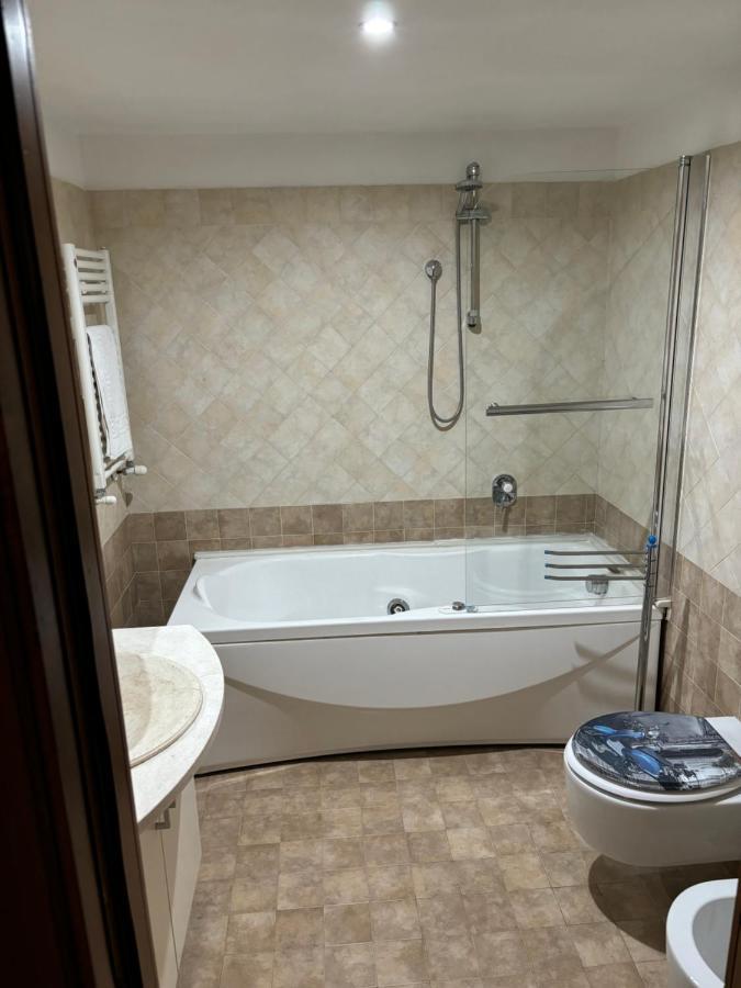 Boutique Rooms Trastevere Rzym Zewnętrze zdjęcie